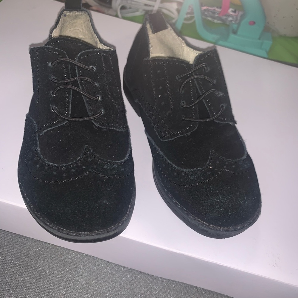 🌵2 for $15🌵 Black Suede Shoes